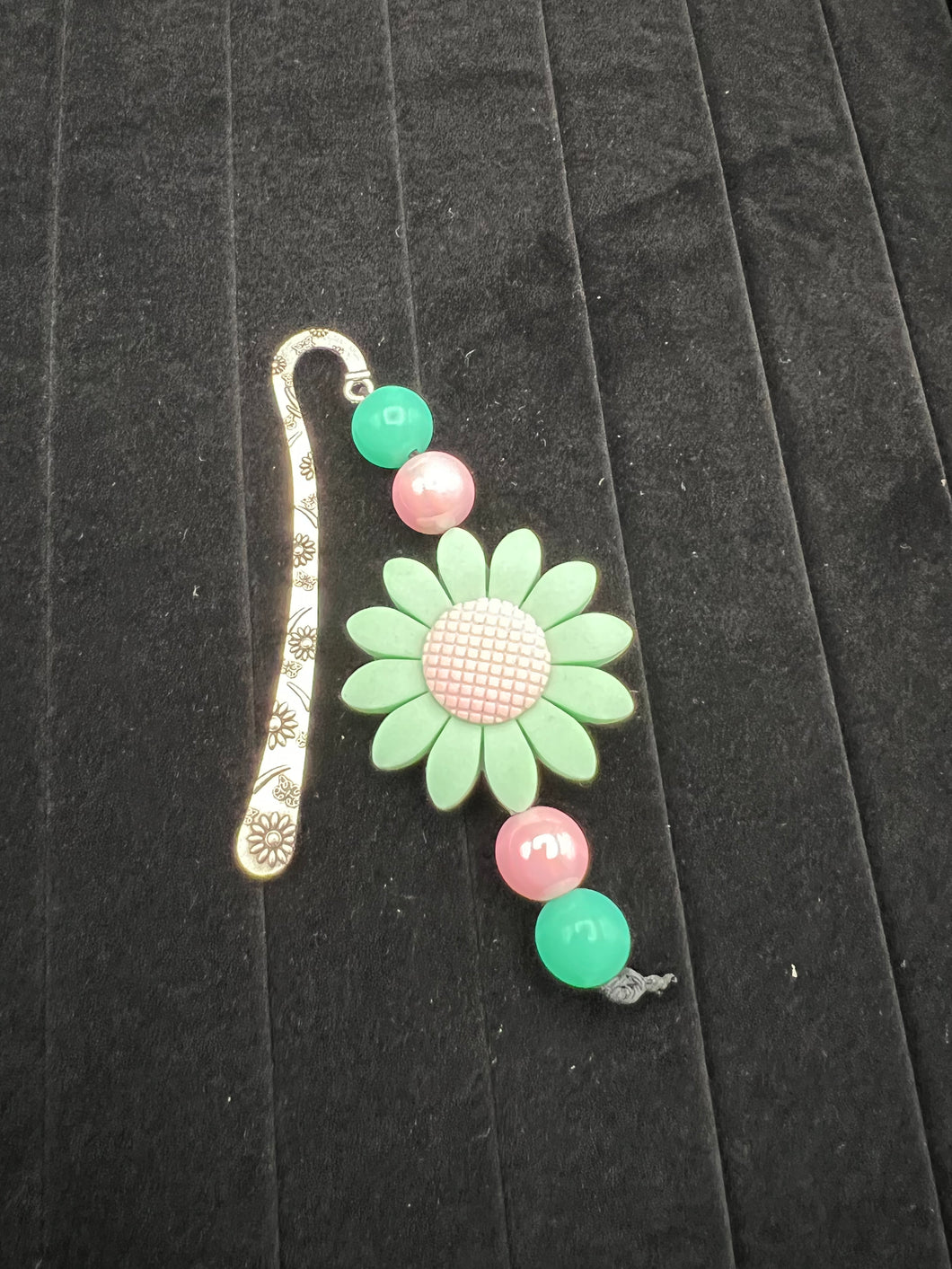 Silicone and beaded book mark