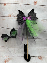 Load image into Gallery viewer, Pre order wand and headband glow in the dark choice 2
