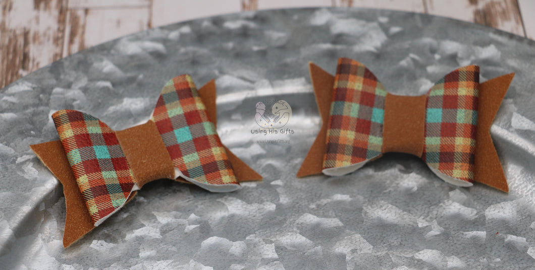 Fall plaid 3 inch set hair bow.