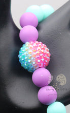 Load image into Gallery viewer, Beaded bracelet keychain
